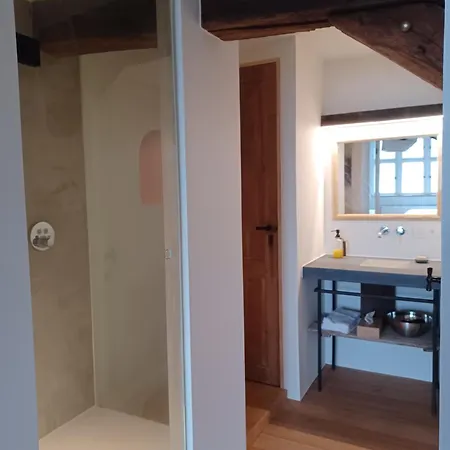 De Zomere Bed & Breakfast *